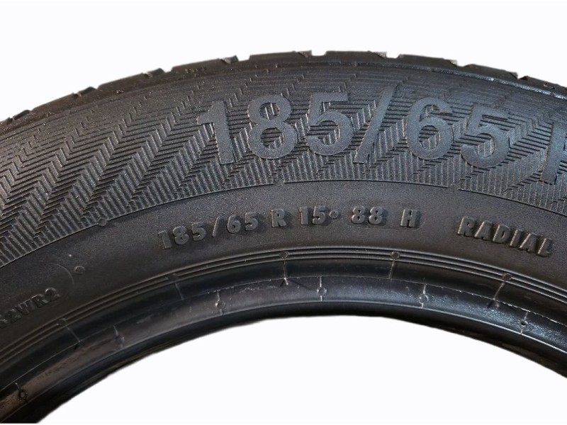 Recambio de neumaticos para » otros... sin categoria   referencia OEM IAM 1956515 1956515 195651588